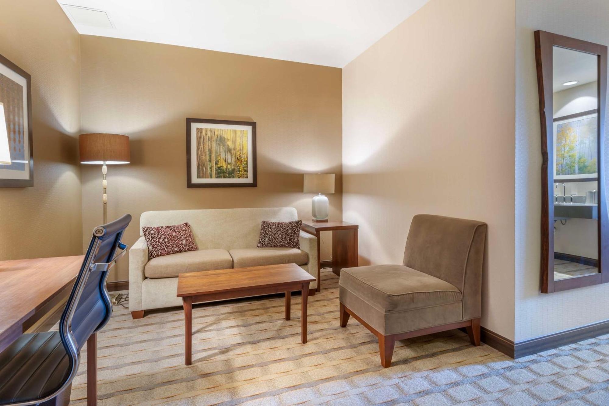 Best Western Premier Boulder Falls Inn Lebanon Exteriér fotografie