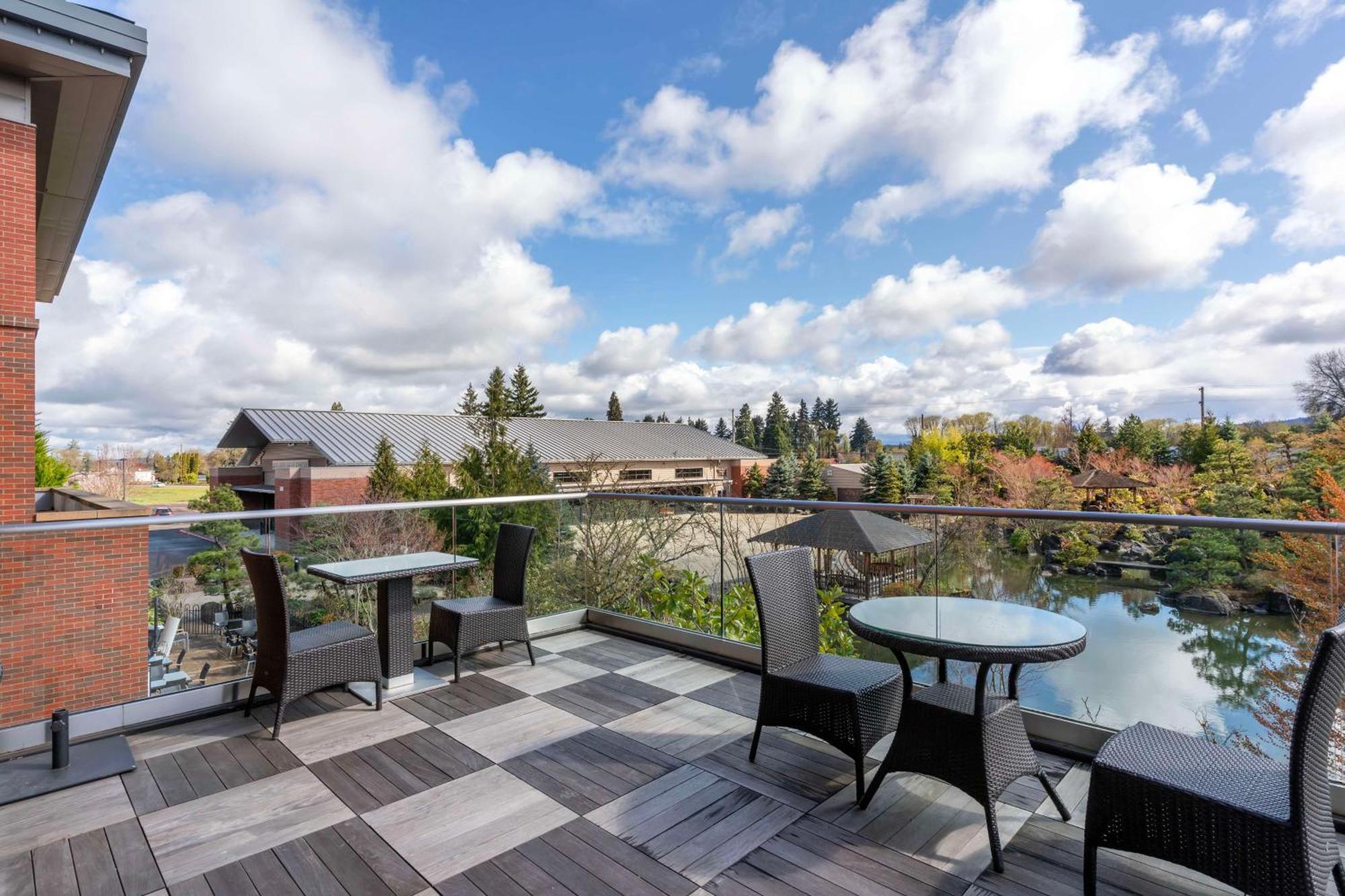 Best Western Premier Boulder Falls Inn Lebanon Exteriér fotografie